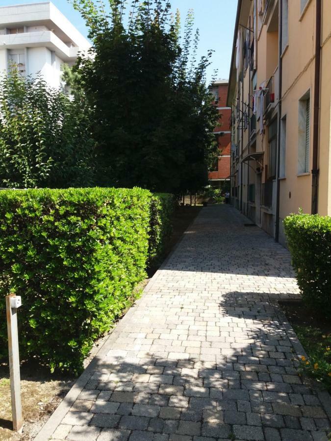 Casa Vacanze Lida مارينا دي كارّارا المظهر الخارجي الصورة